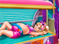 Spel Pregnant Princess Tanning Solarium